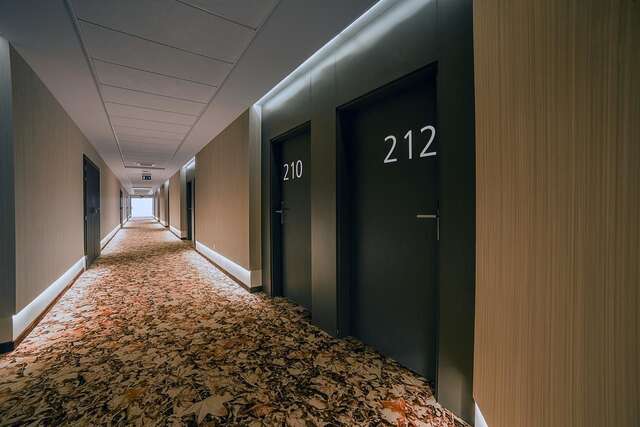 Отель Hotel Metropolitan Жешув-24